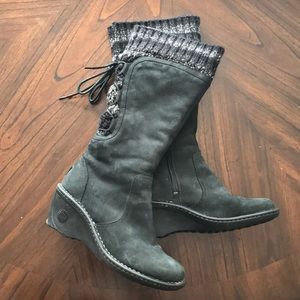Winter wedge boot